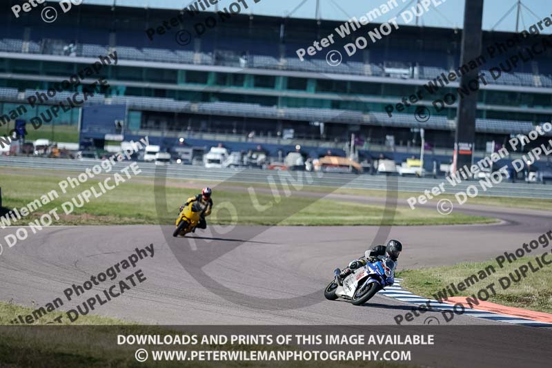 Rockingham no limits trackday;enduro digital images;event digital images;eventdigitalimages;no limits trackdays;peter wileman photography;racing digital images;rockingham raceway northamptonshire;rockingham trackday photographs;trackday digital images;trackday photos